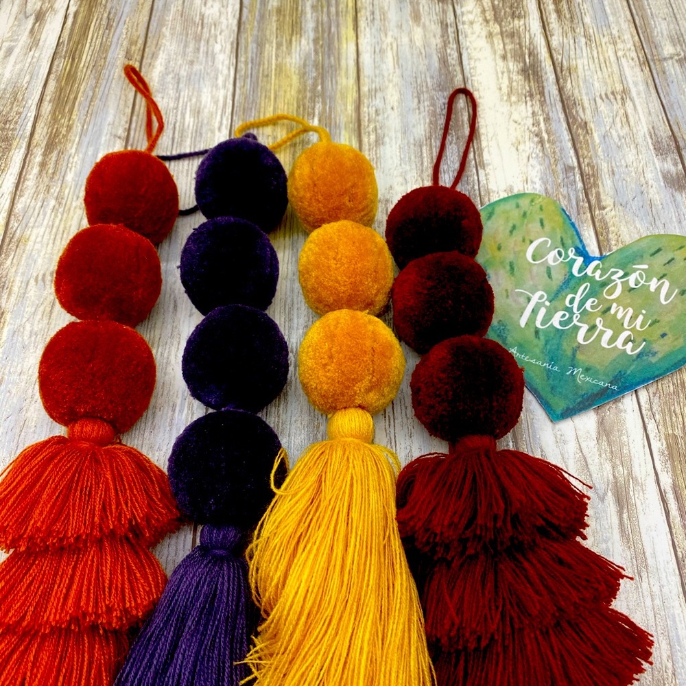 Large Pom Pom tassel